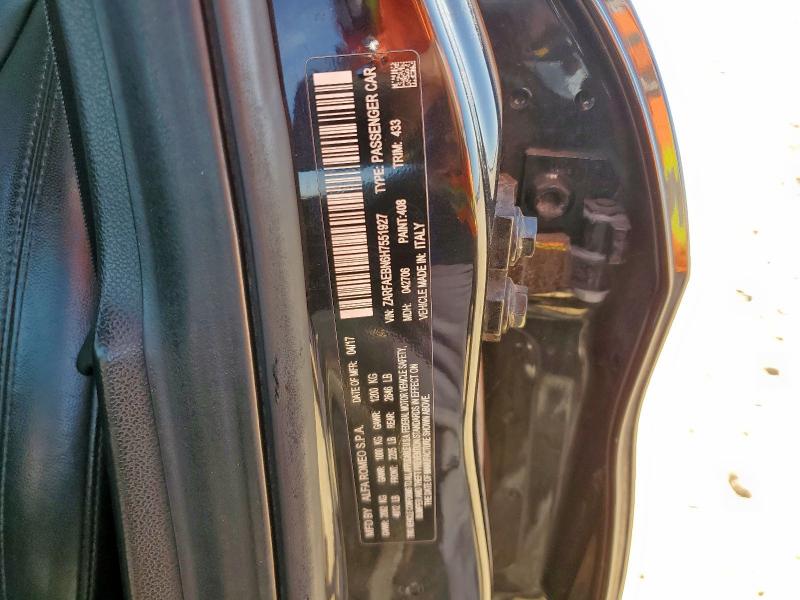 ZARFAEBN6H7551927 - 2017 ALFA ROMEO GIULIA BLACK photo 12