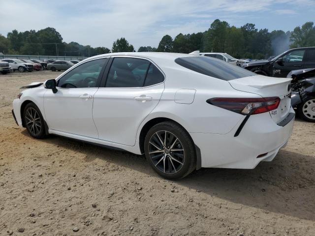 4T1G11AK5PU817545 - 2023 TOYOTA CAMRY SE NIGHT SHADE WHITE photo 2