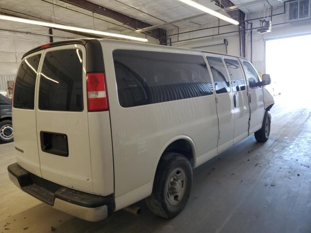 1GAZGPFG2K1243654 - 2019 CHEVROLET EXPRESS G3 LT WHITE photo 3