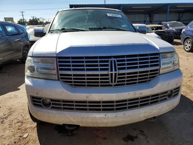 5LMJJ3J54AEJ03853 - 2010 LINCOLN NAVIGATOR L WHITE photo 5