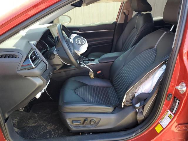 4T1T11AK9PU139736 - 2023 TOYOTA CAMRY SE NIGHT SHADE RED photo 7