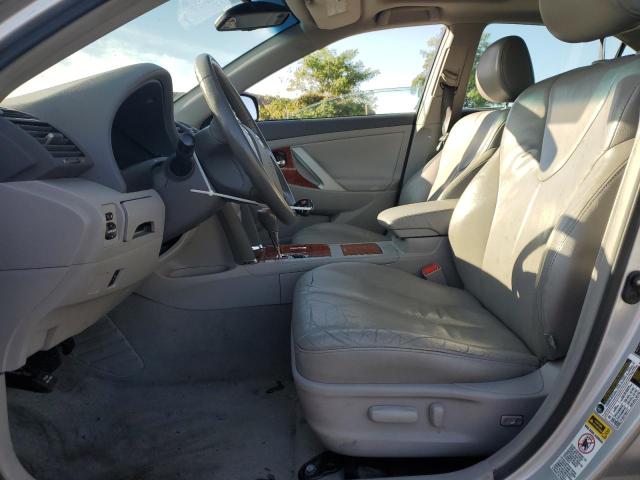 4T4BF3EK8BR124615 - 2011 TOYOTA CAMRY BASE SILVER photo 7