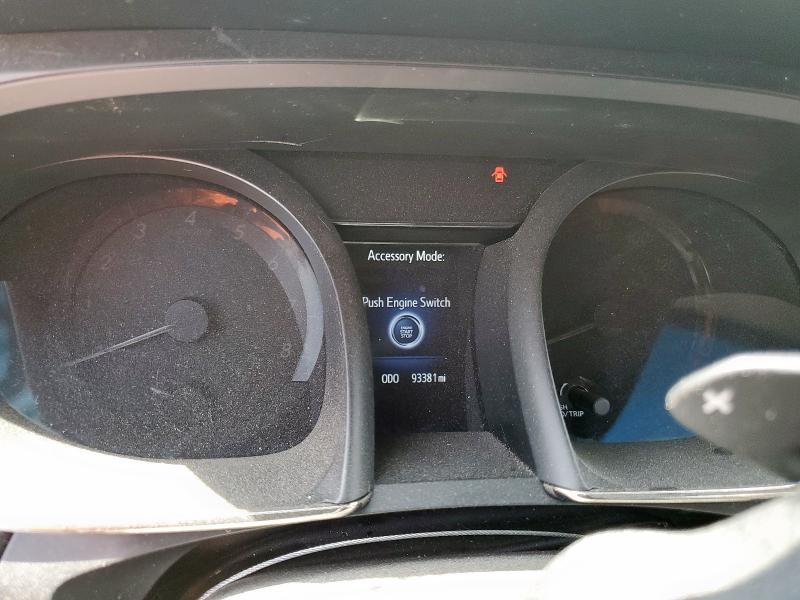 4T1BK1EB5JU279194 - 2018 TOYOTA AVALON XLE Biały zdjęcie 9