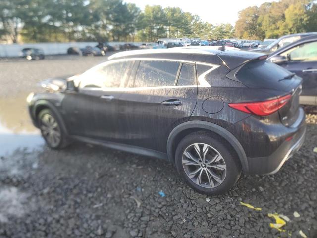 SJKCH5CR5HA039103 - 2017 INFINITI QX30 BASE BLACK photo 2