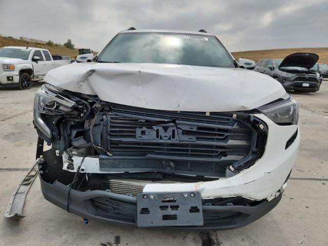 3GKALTEVXJL380698 - 2018 GMC TERRAIN SLE WHITE photo 5