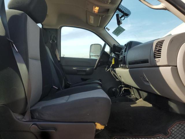 1GCHK24K17E528504 - 2007 CHEVROLET SILVERADO K2500 HEAVY DUTY WHITE photo 10