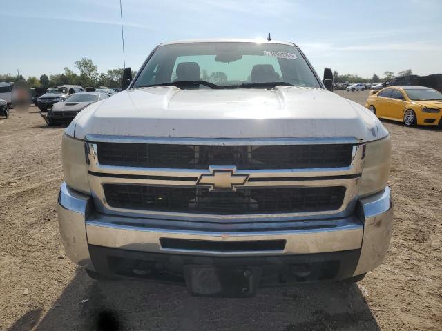 1GCHK24K17E528504 - 2007 CHEVROLET SILVERADO K2500 HEAVY DUTY WHITE photo 5