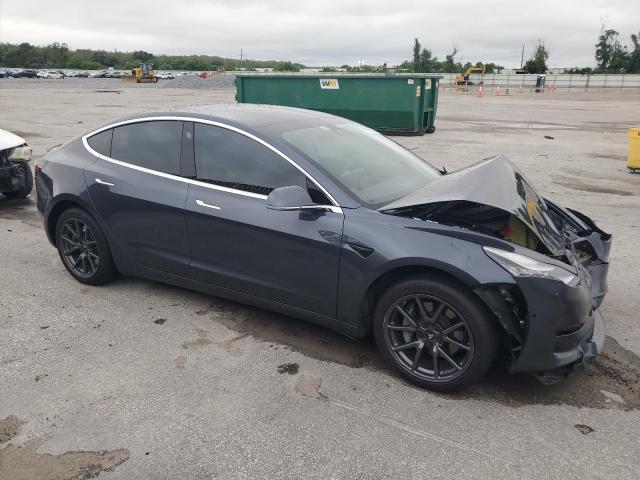 5YJ3E1EA8KF298517 - 2019 TESLA MODEL 3 GRAY photo 4