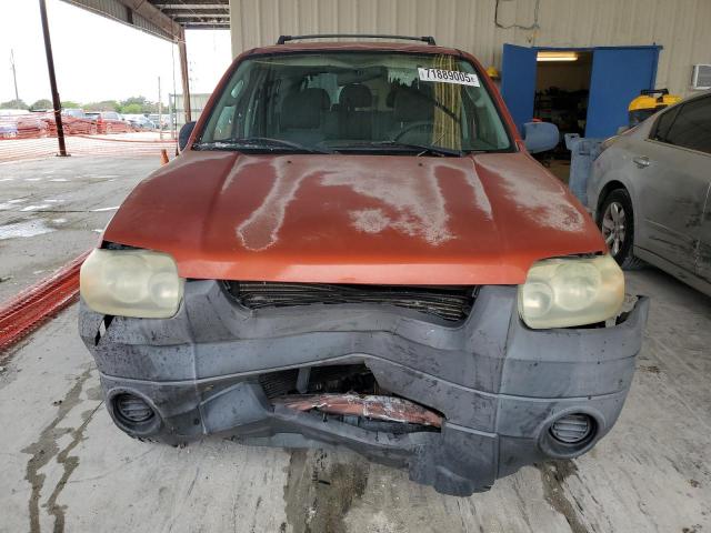 1FMYU02Z56KA57547 - 2006 FORD ESCAPE XLS ORANGE photo 5