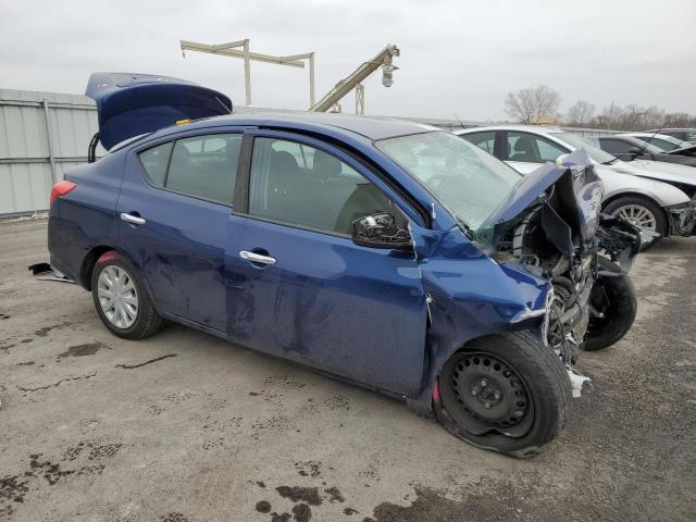 3N1CN7AP1JL809579 - 2018 NISSAN VERSA S BLUE photo 4