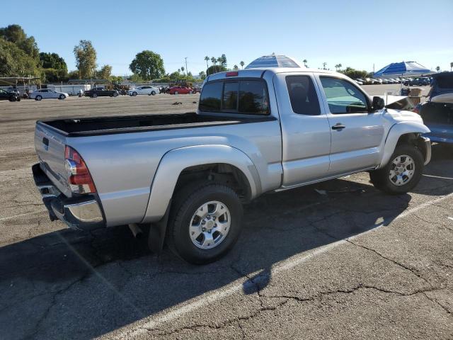 5TFTU4GNXBX012483 - 2011 TOYOTA TACOMA PRERUNNER ACCESS CAB SILVER photo 3