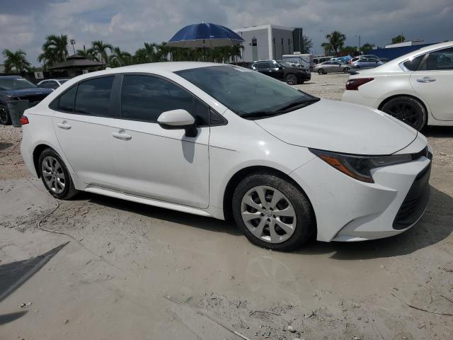 5YFB4MDE4PP051544 - 2023 TOYOTA COROLLA LE WHITE photo 4