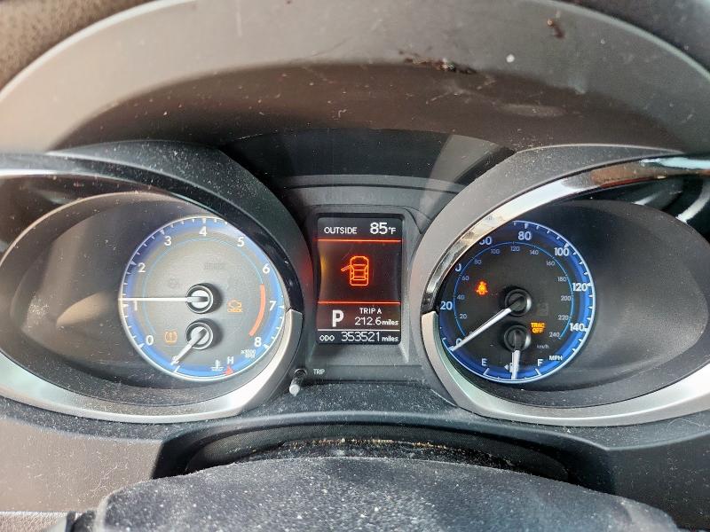 2T1BURHE9GC490293 - 2016 TOYOTA COROLLA L BLACK photo 9