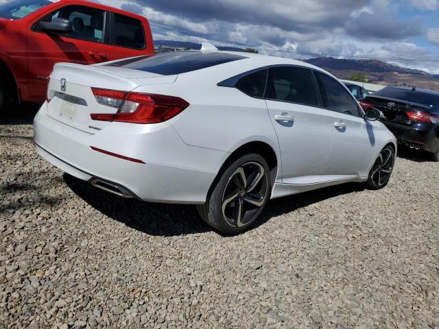 1HGCV1F39JA226993 - 2018 HONDA ACCORD SPORT WHITE photo 3