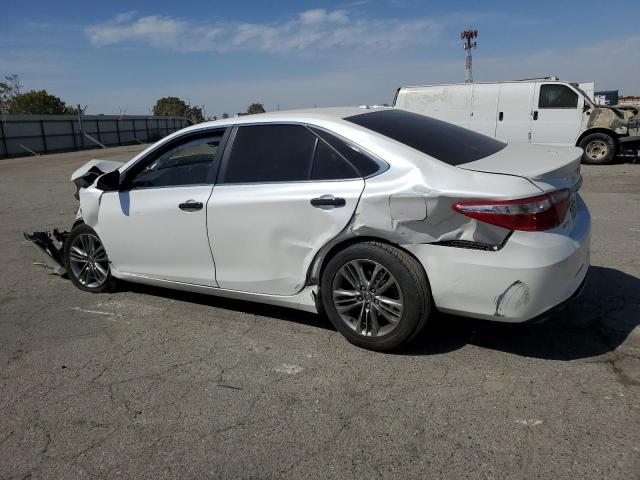 4T1BF1FK8FU101225 - 2015 TOYOTA CAMRY LE SILVER photo 2