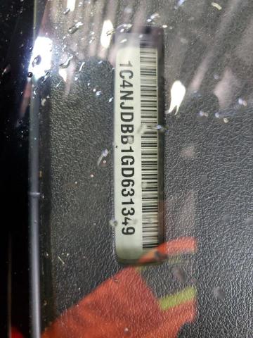 1C4NJDBB1GD631349 - 2016 JEEP COMPASS SPORT WHITE photo 14