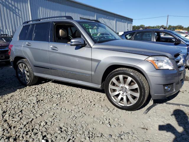 WDCGG8HB4BF657585 - 2011 MERCEDES-BENZ GLK 350 4MATIC GRAY photo 4