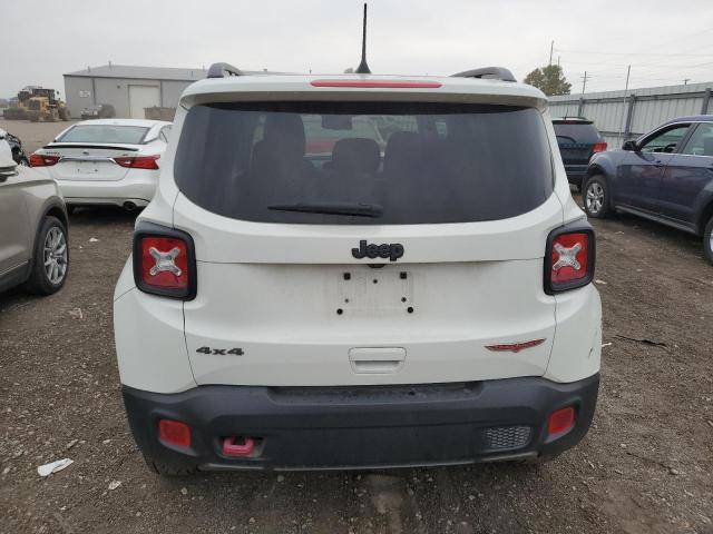 ZACNJDC18MPM31858 - 2021 JEEP RENEGADE TRAILHAWK WHITE photo 6