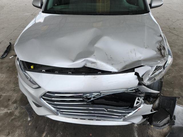 3KPC24A64ME134041 - 2021 HYUNDAI ACCENT SE 银色 照片 11