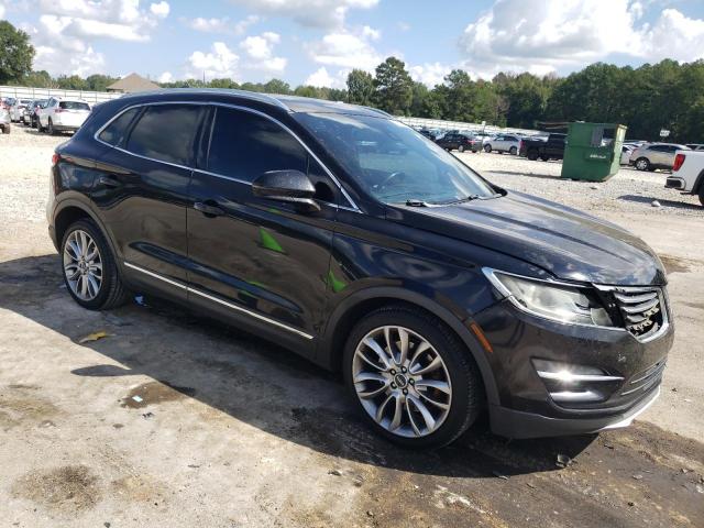 5LMCJ3C90HUL13701 - 2017 LINCOLN MKC RESERVE შავი ფოტო 4