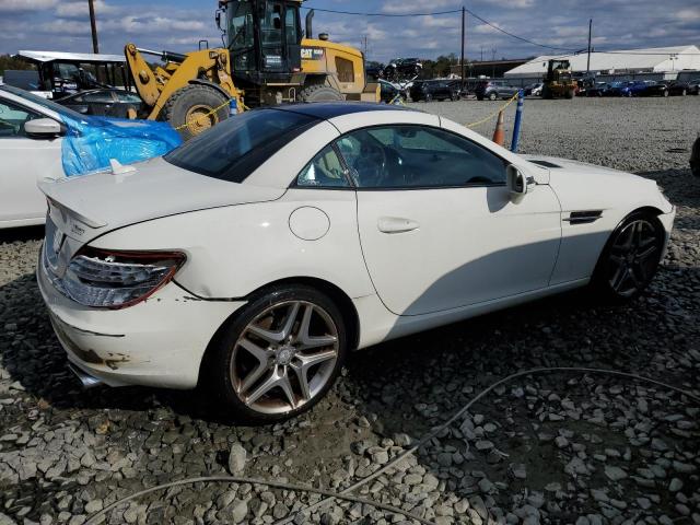 WDDPK4HA0DF065971 - 2013 MERCEDES-BENZ SLK 250 WHITE photo 3