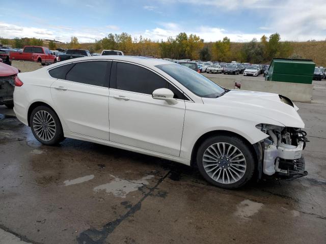 3FA6P0T92HR264404 - 2017 FORD FUSION SE WHITE photo 4