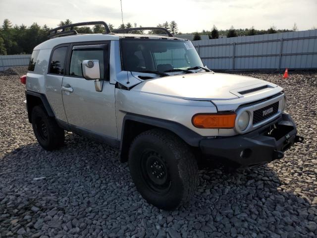 JTEBU11F770047053 - 2007 TOYOTA FJ CRUISER GRAY photo 4