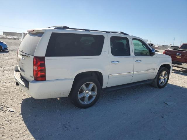 1GNFC36019J106952 - 2009 CHEVROLET SUBURBAN C1500 LTZ WHITE photo 3