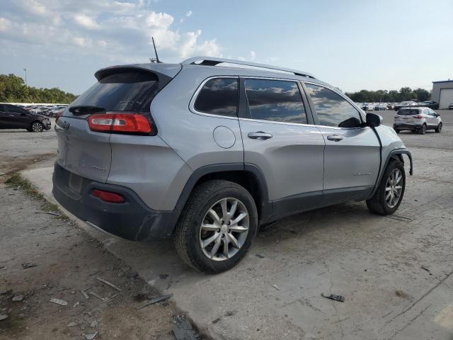 1C4PJMDB8JD513067 - 2018 JEEP CHEROKEE LIMITED فضي صورة 3