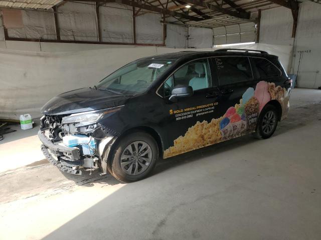 2021 TOYOTA SIENNA LE, 