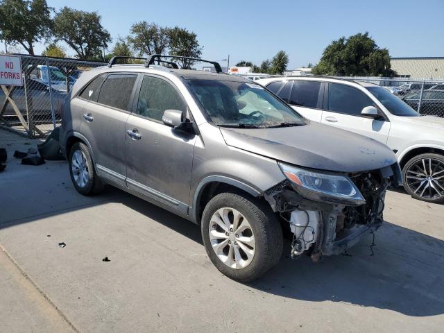 5XYKU4A74EG475362 - 2014 KIA SORENTO EX GRAY photo 4