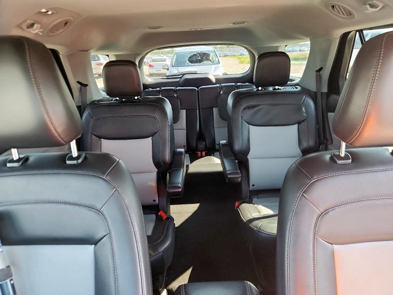 1FMSK7DH7NGC02047 - 2022 FORD EXPLORER XLT ვერცხლისფერი ფოტო 10