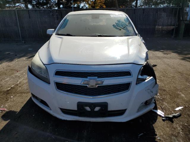 1G11E5SA1DF267989 - 2013 CHEVROLET MALIBU 2LT WHITE photo 5