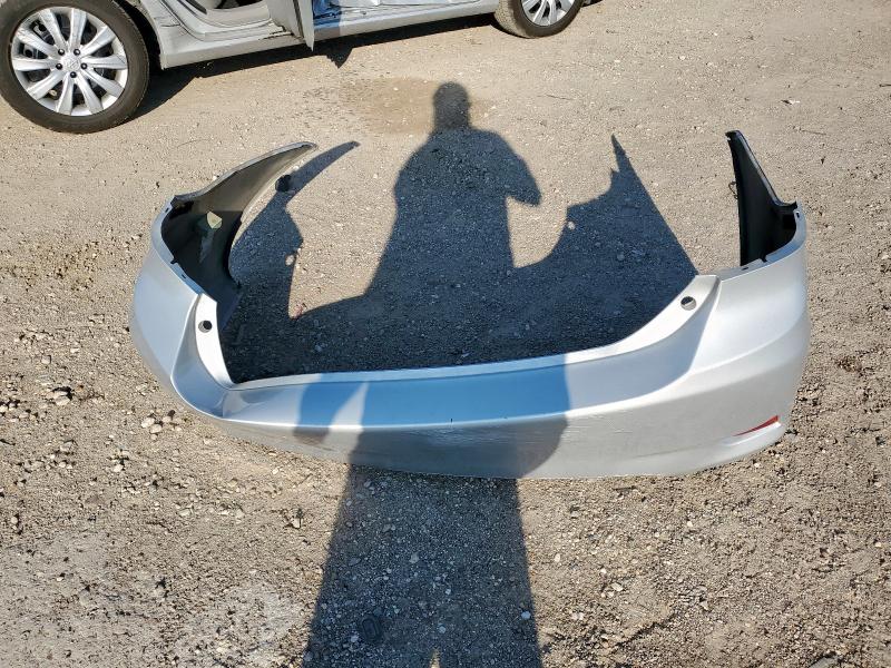 2T1BU4EE0DC943655 - 2013 TOYOTA COROLLA BASE Silber Foto 12