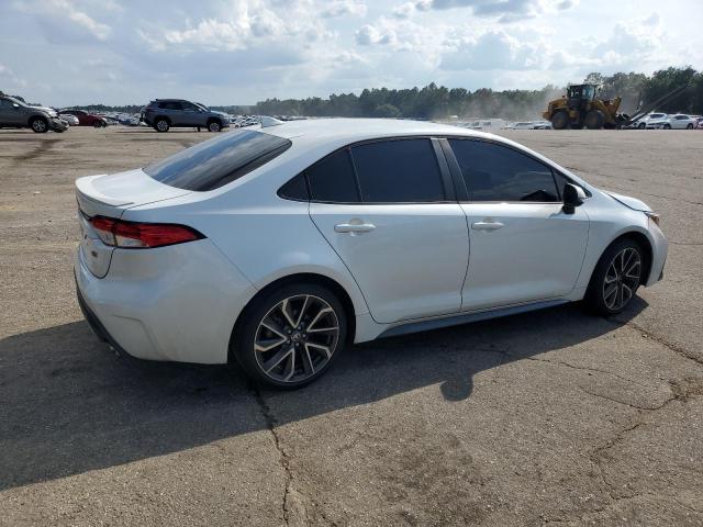 5YFS4MCE5NP134883 - 2022 TOYOTA COROLLA SE თეთრი ფოტო 3