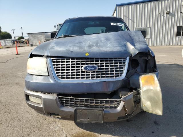 1FMPU15535LA62815 - 2005 FORD EXPEDITION XLT BLUE photo 5