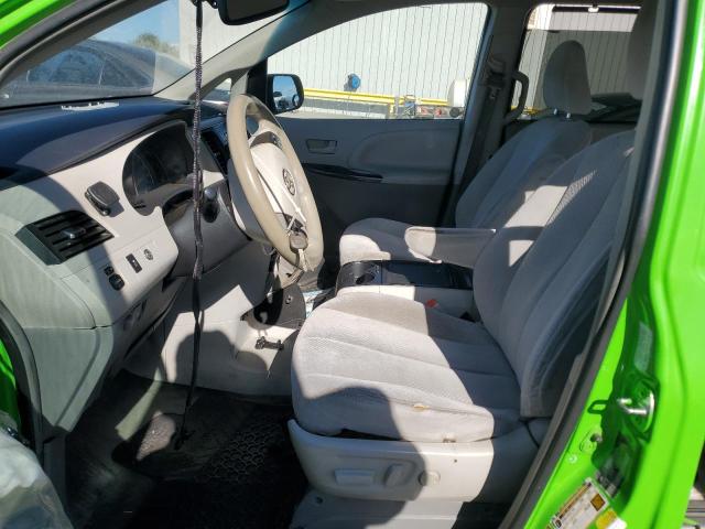 5TDKK3DC3ES476112 - 2014 TOYOTA SIENNA LE GREEN photo 7