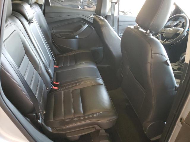 1FMCU9J95JUA15800 - 2018 FORD ESCAPE TITANIUM Silber Foto 11