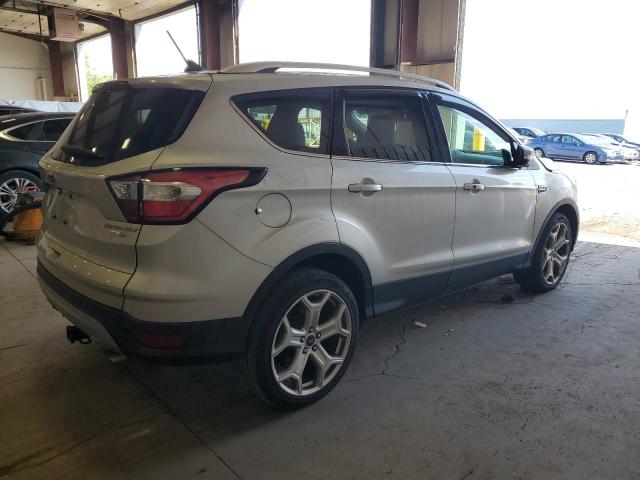 1FMCU9J95JUA15800 - 2018 FORD ESCAPE TITANIUM Silber Foto 3