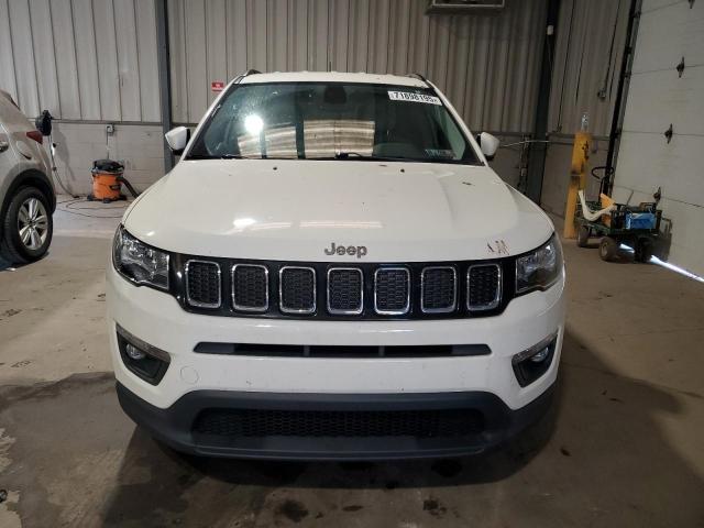 3C4NJDBB3KT653419 - 2019 JEEP COMPASS LATITUDE Weiß Foto 5