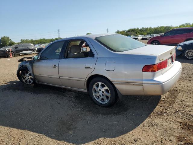 4T1BG22K21U095018 - 2001 TOYOTA CAMRY CE SILVER photo 2