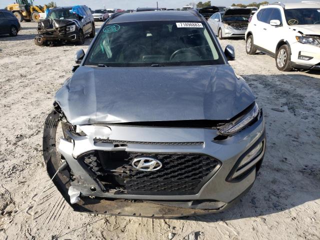 KM8K22AA1LU558549 - 2020 HYUNDAI KONA SEL GRAY photo 5