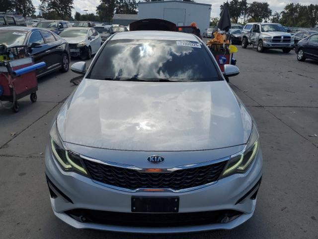 5XXGT4L32KG357734 - 2019 KIA OPTIMA LX Boz foto 5