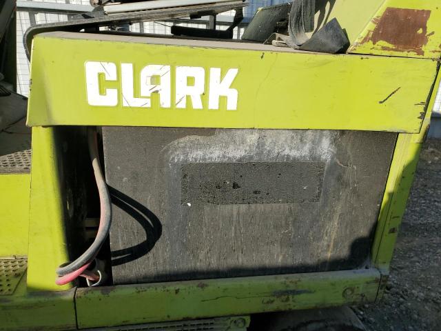 E13800266250FA - 1985 CLARK FORKLIFT FORKLIFT Жасыл фото 7