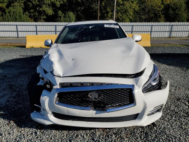 JN1EV7AR4HM835667 - 2017 INFINITI Q50 PREMIUM WHITE photo 5