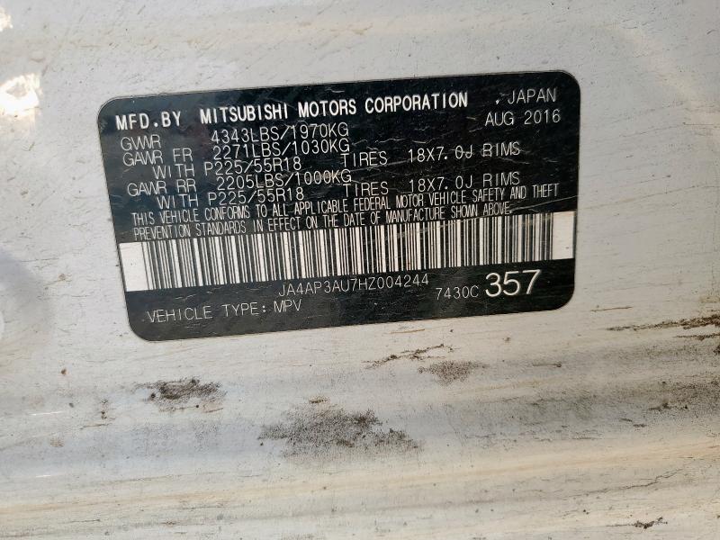 JA4AP3AU7HZ004244 - 2017 MITSUBISHI OUTLANDER ES WHITE photo 13