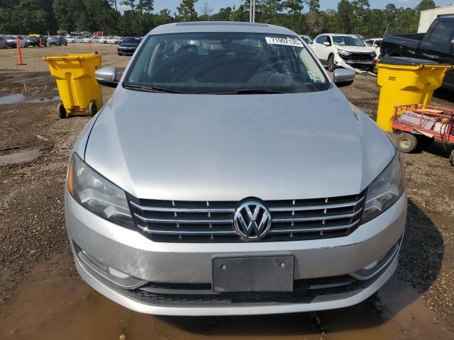 1VWCN7A36EC089818 - 2014 VOLKSWAGEN PASSAT SEL 银色 照片 5
