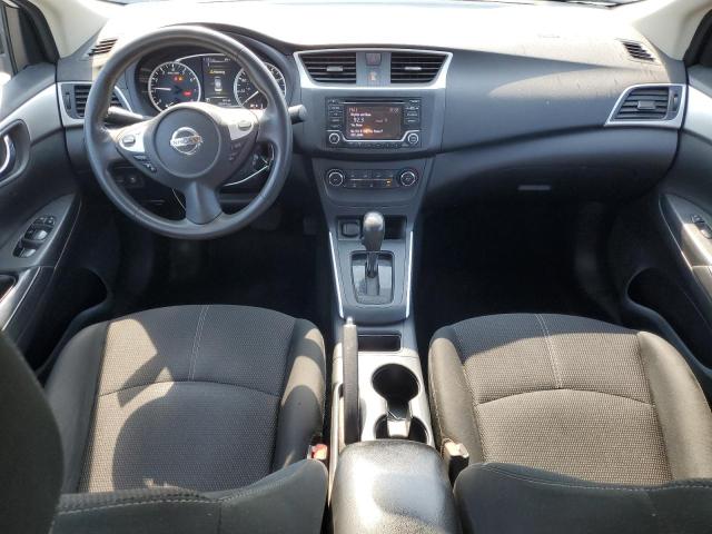 3N1AB7AP6JY282965 - 2018 NISSAN SENTRA S 白色 照片 8