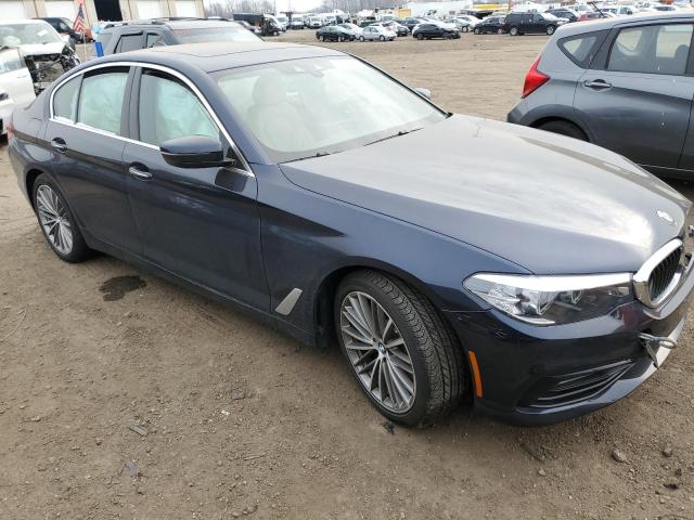 WBAJE7C53JWC55651 - 2018 BMW 540 XI BLUE photo 4