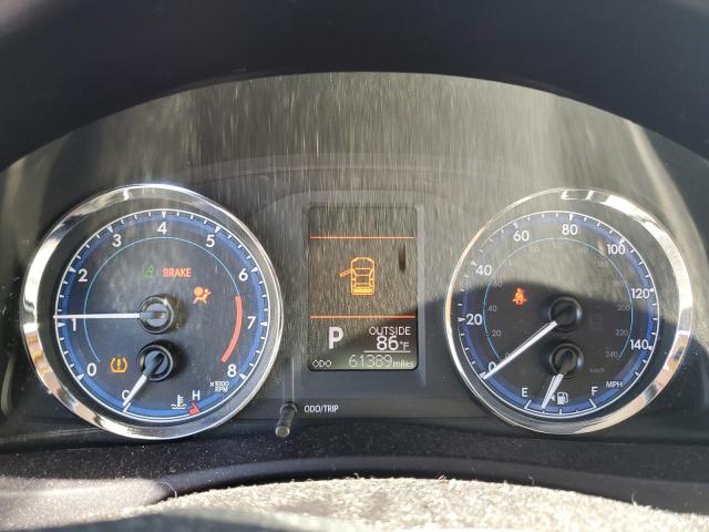 5YFBURHEXJP836519 - 2018 TOYOTA COROLLA L BLACK photo 9